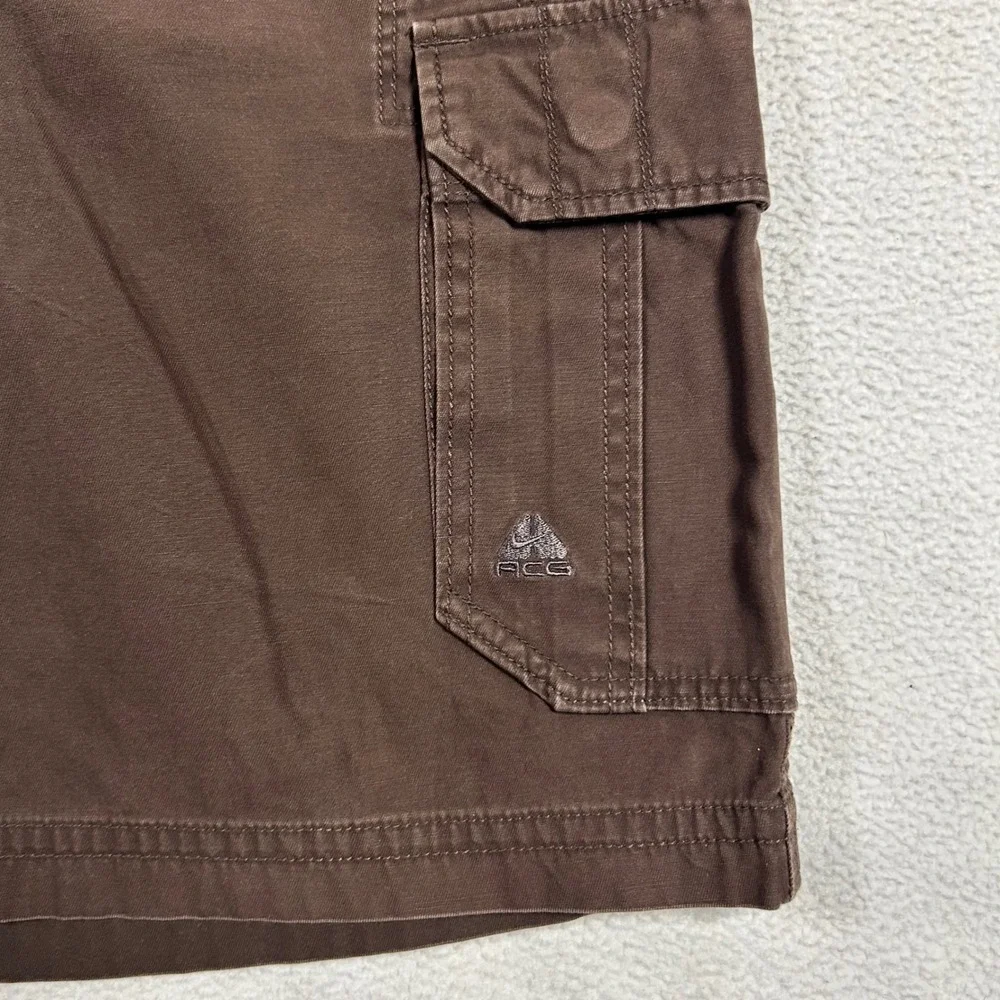Nike ACG Cargo Shorts Mens 38 Brown Outdoor Hiking Utility Gorpcore Trail